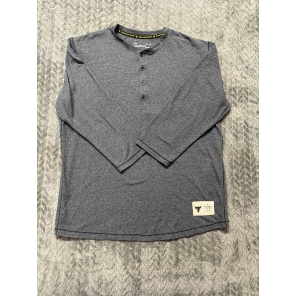 Under Armour Project Rock Mens Henley 3/4 Sleeve Blood Sweat Respect Large 0585